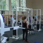 Занятия йогой, фитнесом в спортзале СибБурМаш, спорткомплекс Тюмень