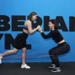 Занятия йогой, фитнесом в спортзале SIBERIAN GYM Бердск