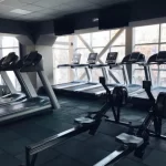 Занятия йогой, фитнесом в спортзале SIBERIAN GYM Бердск