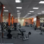 Занятия йогой, фитнесом в спортзале Сильная арена Нижнекамск