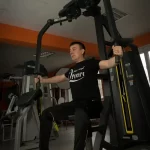 Занятия йогой, фитнесом в спортзале SilverGym Ангарск