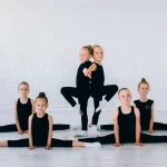 Занятия йогой, фитнесом в спортзале Синергия Пермь