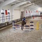 Занятия йогой, фитнесом в спортзале СК Фаворит Москва