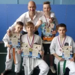 Занятия йогой, фитнесом в спортзале СК Сапсан Kickboxing Зерноград