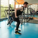 Занятия йогой, фитнесом в спортзале Скай Хабаровск