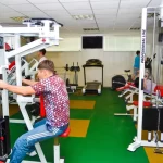Занятия йогой, фитнесом в спортзале Skif Азов