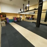 Занятия йогой, фитнесом в спортзале Скиллфит CrossFit Москва