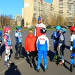 Занятия йогой, фитнесом в спортзале Skination.ru школа биатлона, лыж, роликов Санкт-Петербург