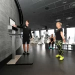 Занятия йогой, фитнесом в спортзале Сколково спорт Москва