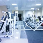 Занятия йогой, фитнесом в спортзале Sky Fit Нижневартовск