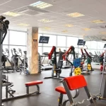 Занятия йогой, фитнесом в спортзале Sky Fitness Москва