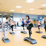 Занятия йогой, фитнесом в спортзале SkyFitness Волжский