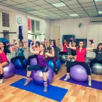 Занятия йогой, фитнесом в спортзале SkyFitness Волжский