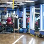 Занятия йогой, фитнесом в спортзале SkyGym Белгород