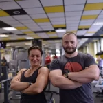 Занятия йогой, фитнесом в спортзале SkyGym Белгород