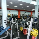 Занятия йогой, фитнесом в спортзале SkyGym Долгопрудный