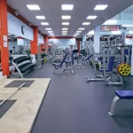 Занятия йогой, фитнесом в спортзале SkyGym Долгопрудный