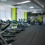 Занятия йогой, фитнесом в спортзале SL fitness Екатеринбург