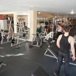 Занятия йогой, фитнесом в спортзале Славтэк Fitness Нижневартовск