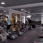 Занятия йогой, фитнесом в спортзале Славтэк Fitness Нижневартовск