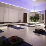 Занятия йогой, фитнесом в спортзале Smstretching Москва