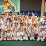 Занятия йогой, фитнесом в спортзале Союз Киокушин Каратэ России Империя Додзе Москва