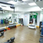 Занятия йогой, фитнесом в спортзале SportExpert Бийск