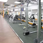 Занятия йогой, фитнесом в спортзале SportExpert Бийск