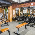 Занятия йогой, фитнесом в спортзале SportHouse Домодедово