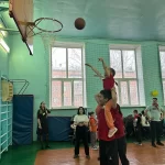 Занятия йогой, фитнесом в спортзале Спортивная школа олимпийского резерва № 11 города Улан-Удэ Улан-Удэ