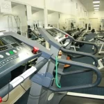 Занятия йогой, фитнесом в спортзале Спортивный клуб Фаворит Бийск