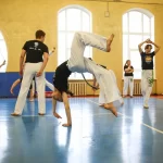 Занятия йогой, фитнесом в спортзале Спортивный клуб Федерация капоэйры Владивосток