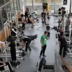 Занятия йогой, фитнесом в спортзале Спортивный комплекс МосГУ Москва