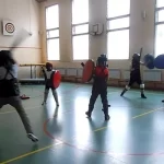 Занятия йогой, фитнесом в спортзале Спортивный меч, Современный мечевой бой, Классическая рапира, детские тренировки по фехтованию Москва