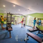 Занятия йогой, фитнесом в спортзале Спорт-хаус Симферополь