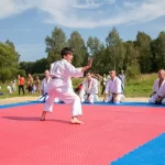 Занятия йогой, фитнесом в спортзале Спортклуб Раменки Москва