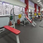 Занятия йогой, фитнесом в спортзале СпортЛэнд Оболонь