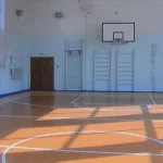 Занятия йогой, фитнесом в спортзале Средняя общеобразовательная школа № 67 Омск