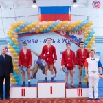 Занятия йогой, фитнесом в спортзале СШОР Юпитер Рязань