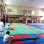 Занятия йогой, фитнесом в спортзале СШОР по Восточным Единоборствам Новосибирск