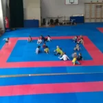 Занятия йогой, фитнесом в спортзале СШОР по Восточным Единоборствам Новосибирск