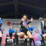 Занятия йогой, фитнесом в спортзале Star Light, школа черлидинга Челябинск