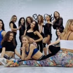 Занятия йогой, фитнесом в спортзале Step Up dance studio Саратов