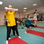 Занятия йогой, фитнесом в спортзале Стиль жизни Альметьевск