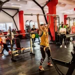 Занятия йогой, фитнесом в спортзале Стиль Жизни Кострома