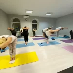 Занятия йогой, фитнесом в спортзале Stretch & Soul Москва