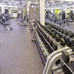 Занятия йогой, фитнесом в спортзале Строгино Москва