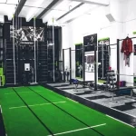 Занятия йогой, фитнесом в спортзале StrongFish Crossfit Санкт-Петербург