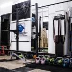 Занятия йогой, фитнесом в спортзале StrongFish Crossfit Санкт-Петербург