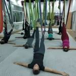 Занятия йогой, фитнесом в спортзале Студия аэройоги, аэрофитнеса и растяжки Ирами Владивосток